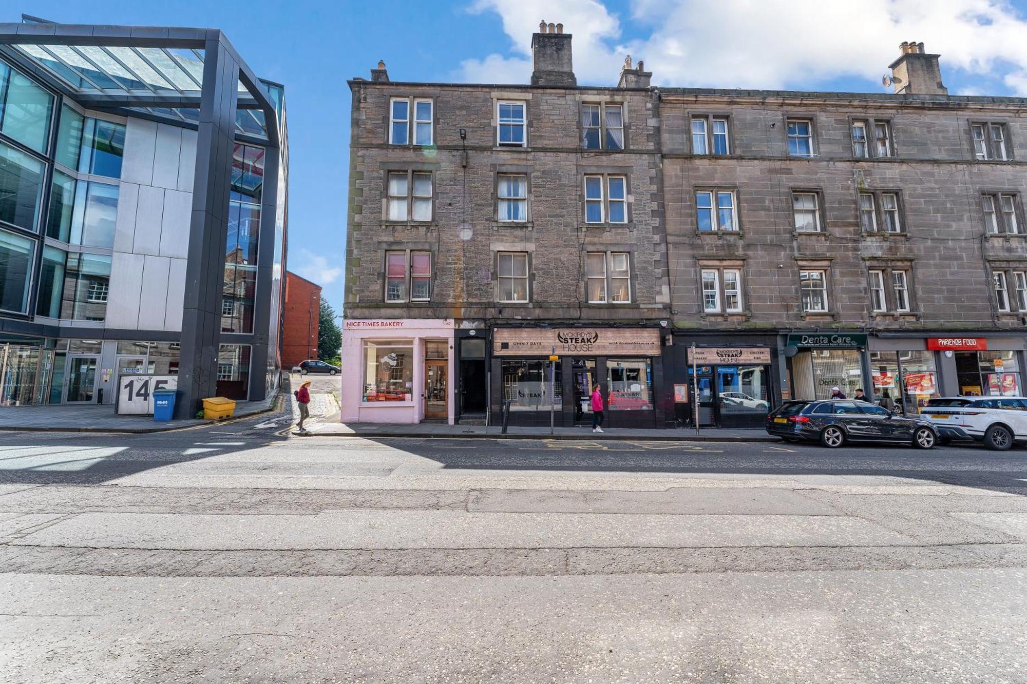 Apartment Central, Cozy 2br-1ba-haymarket - With Parking Edinburgh